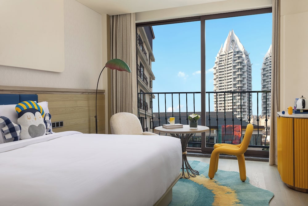 Premium Room, 1 King Bed, Balcony (Super King) photo 1