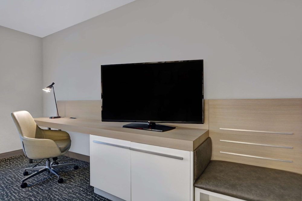 Room, 2 Double Beds, Accessible, Allergy Friendly (Pure, Hearing) - Photo 5