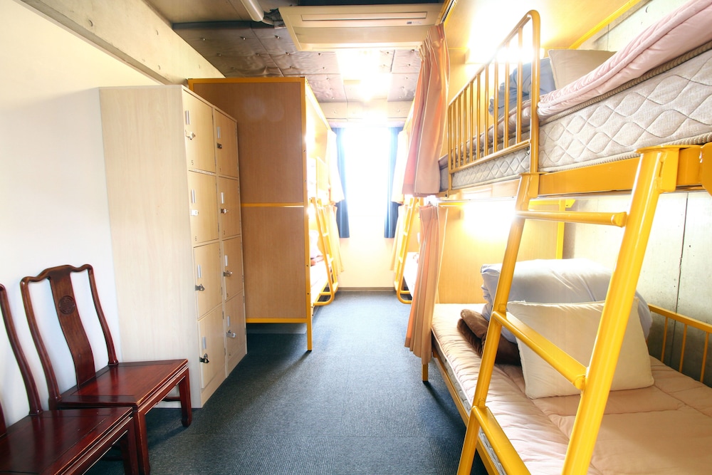Shared Dormitory, Women only, Non Smoking photo 2
