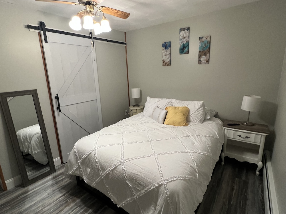 The Savanah Room