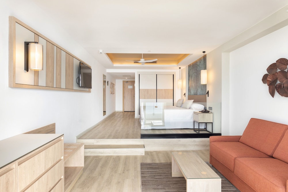 Double Room, Balcony (Lateral Sea View) - Photo 2