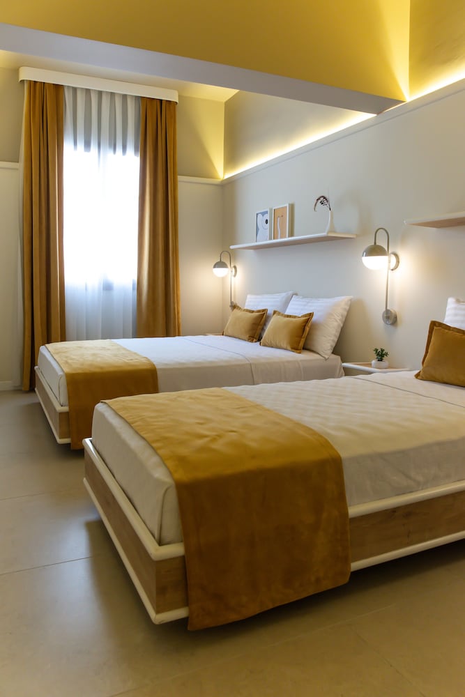 Standard Triple Room - Photo 7
