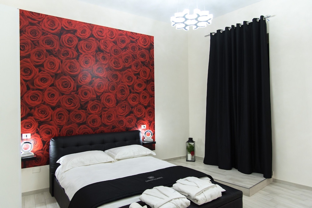 Exclusive Suite, 1 Queen Bed (Elegant Suite)