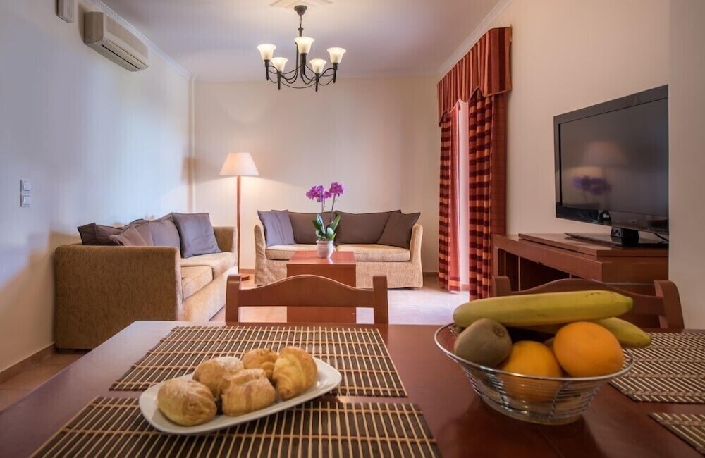 Standard Villa, 2 Bedrooms - Photo 2