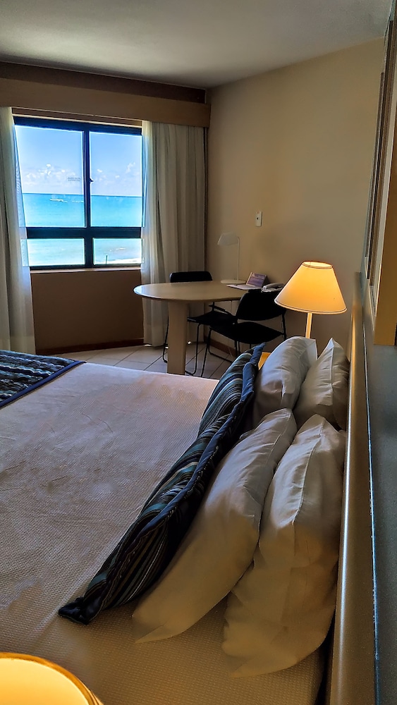 Deluxe Single Room thumbnail 5