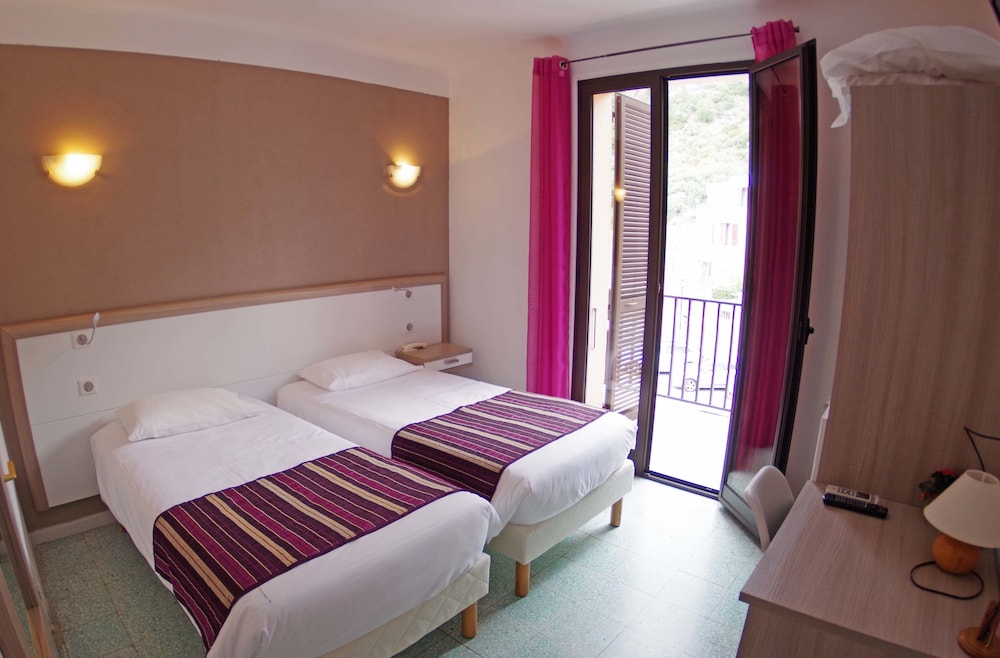 Twin Room photo 1