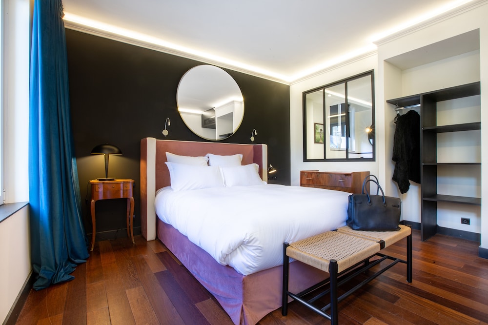 Deluxe Double Room - Photo 1