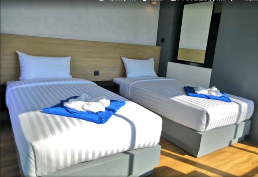 Deluxe Room, Sea View - Photo 3