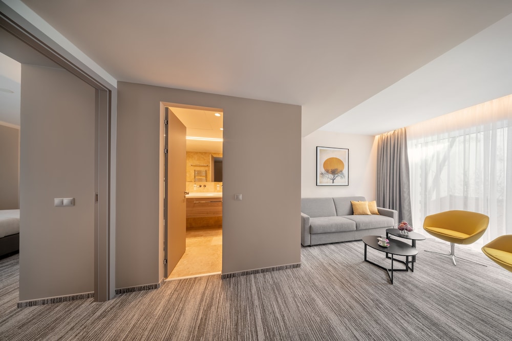 Superior Suite