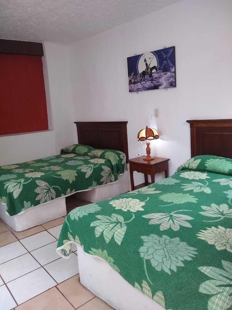 Traditional Double Room, 2 Double Beds photo 3