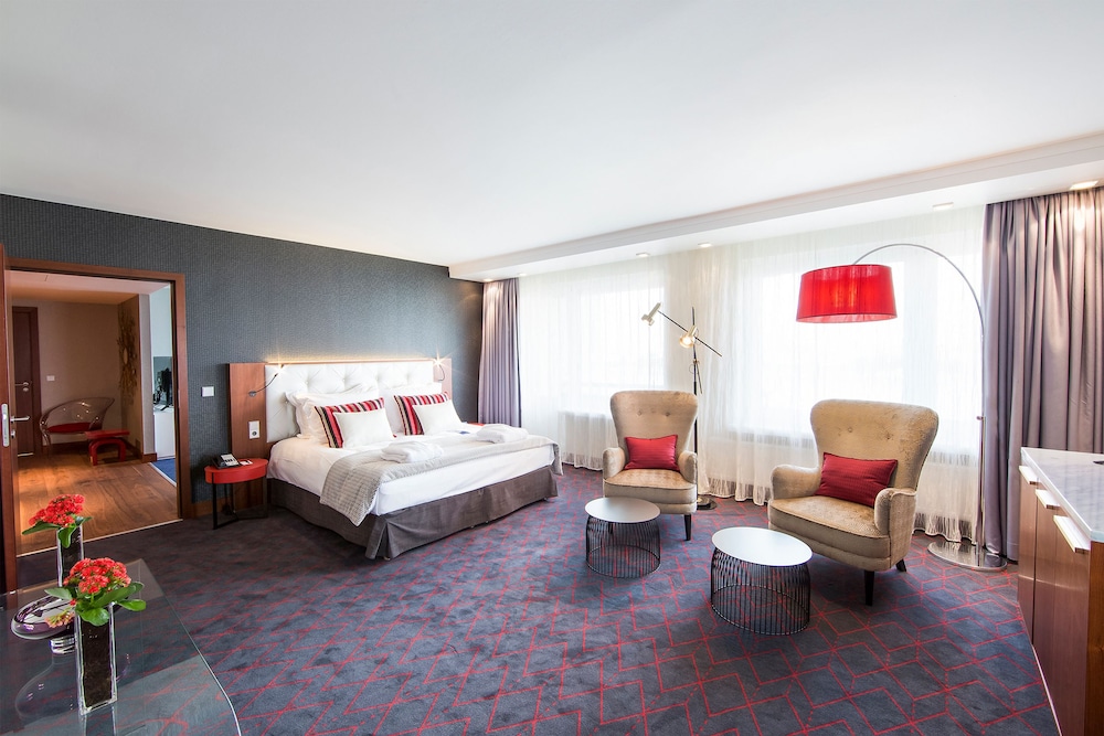 Presidential Suite (with SPA  Access) photo 1