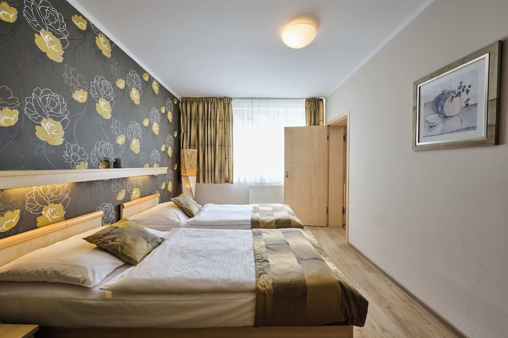 Classic Double Room, 1 Bedroom, Ensuite, Garden Area photo 1