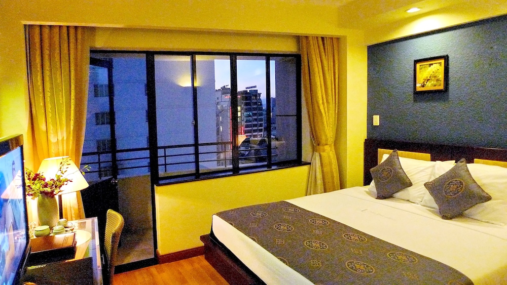 Standard City View - Photo 9