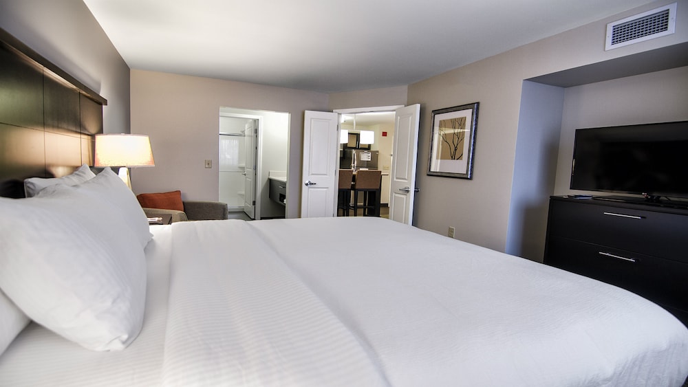 Room, Multiple Beds, Accessible (Communications)