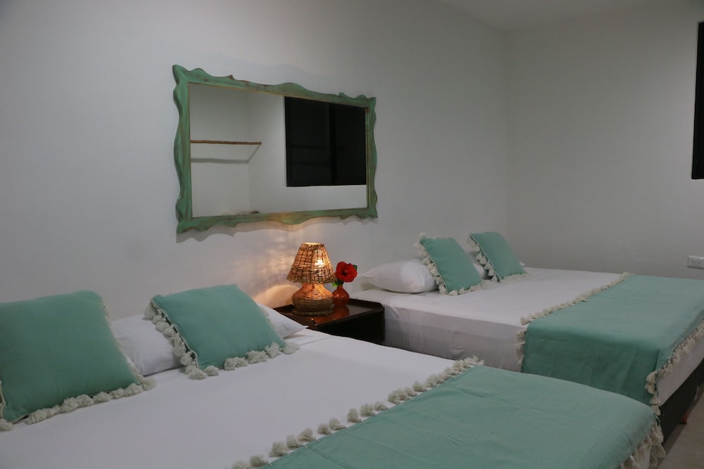 Basic Quadruple Room, Private Bathroom - Photo 21