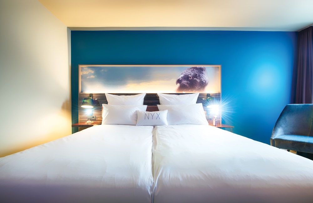 Comfort Room thumbnail 6