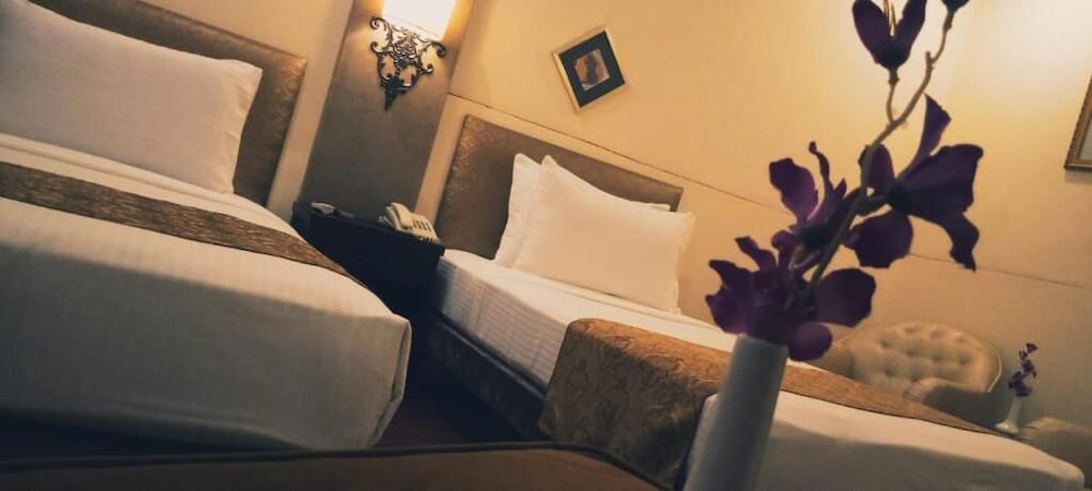 Deluxe Triple Room photo 1