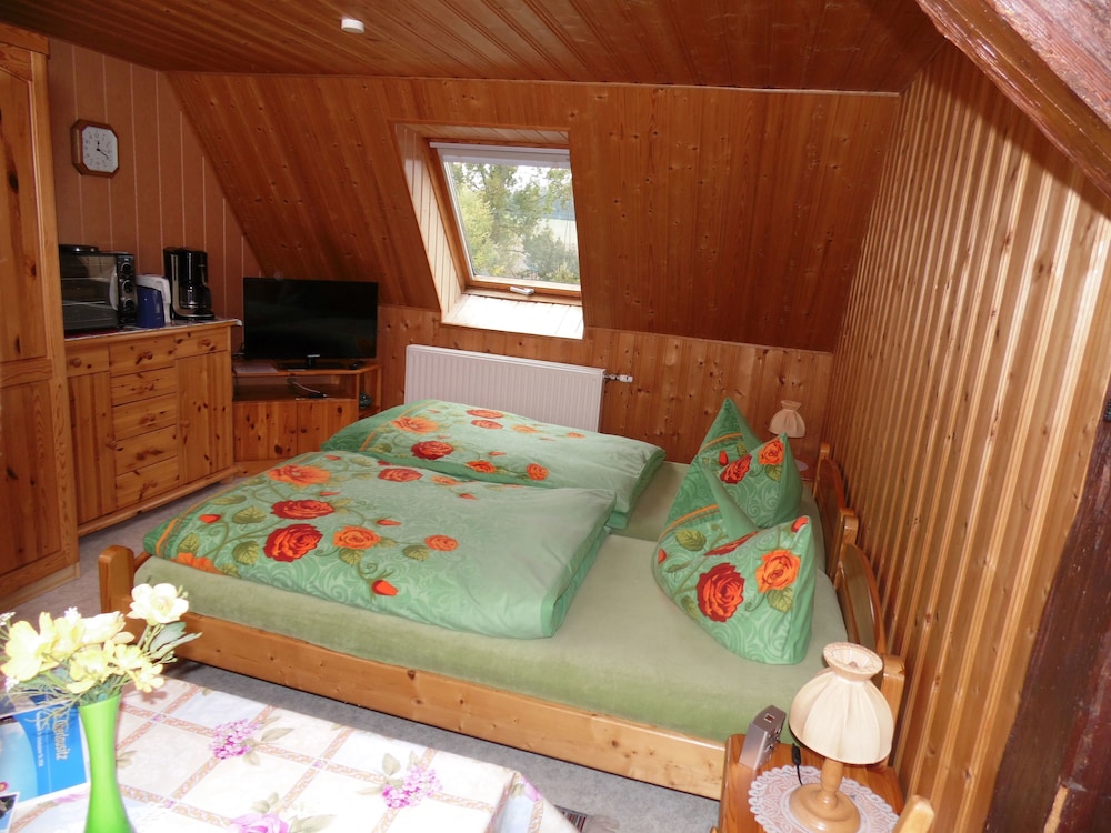Comfort Twin Room, 1 Bedroom, Garden View (Oybin 3*) photo 3