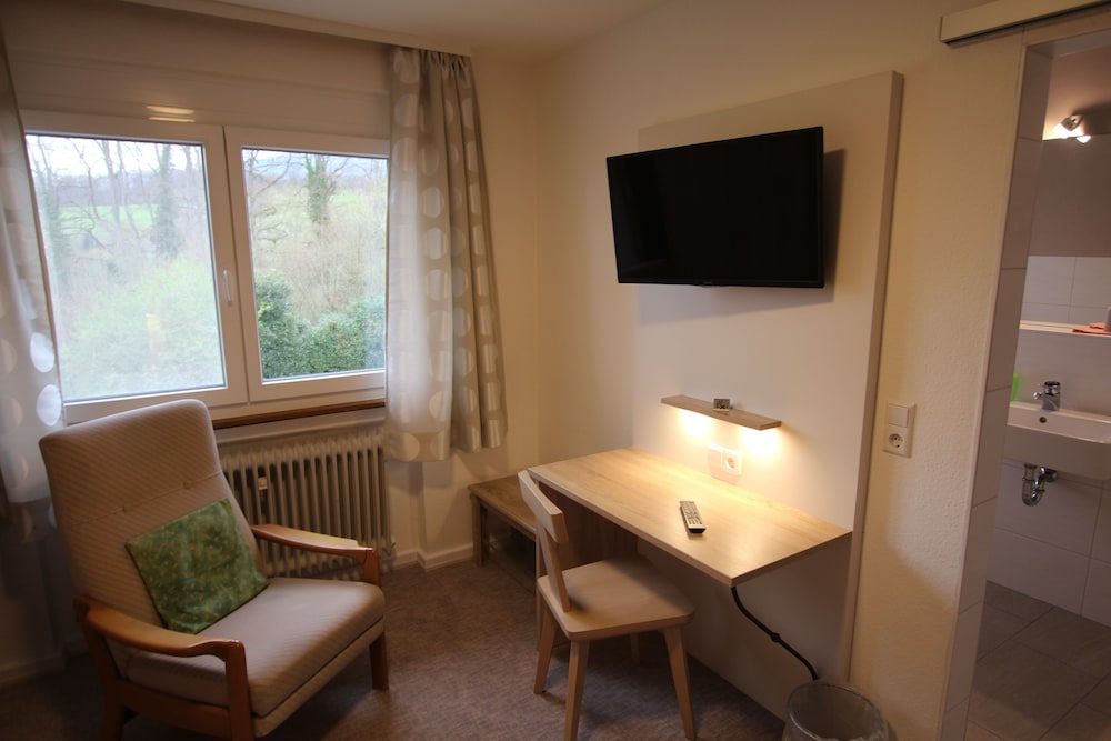 Single Room photo 2