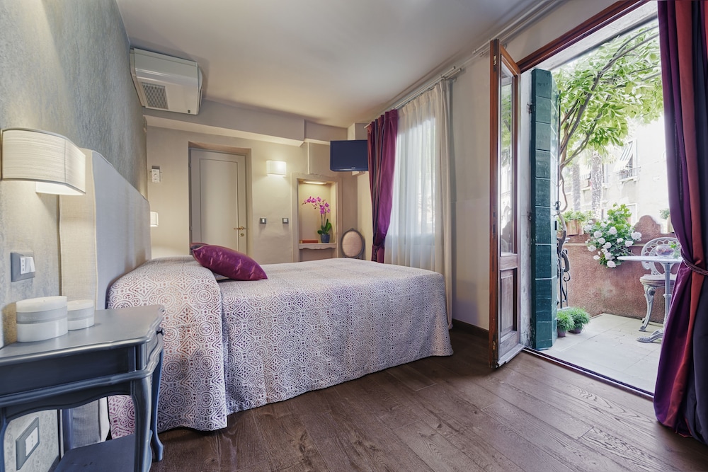 Comfort Double Room photo 1