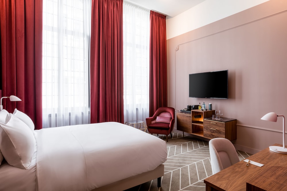 Superior Room, 1 King Bed - Photo 2