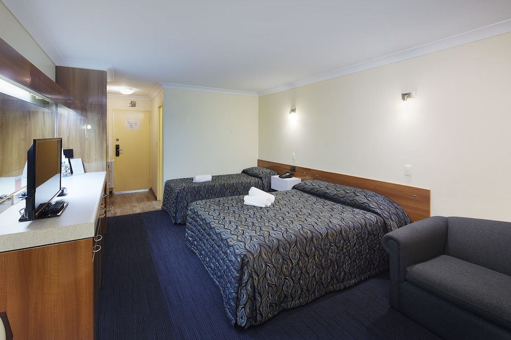 Double or Twin Room photo 3