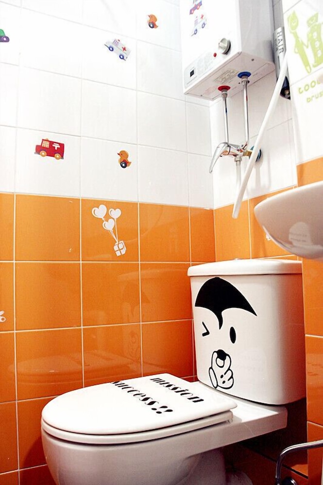 Single Room, Private Bathroom photo 3