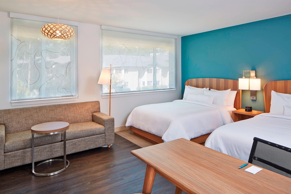 Studio, Multiple Beds