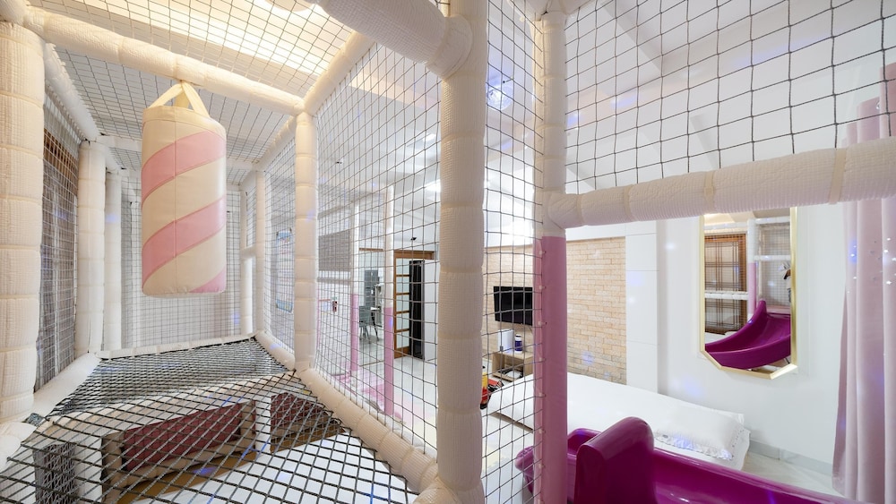 Basic Room, 1 Bedroom (102) - Photo 16