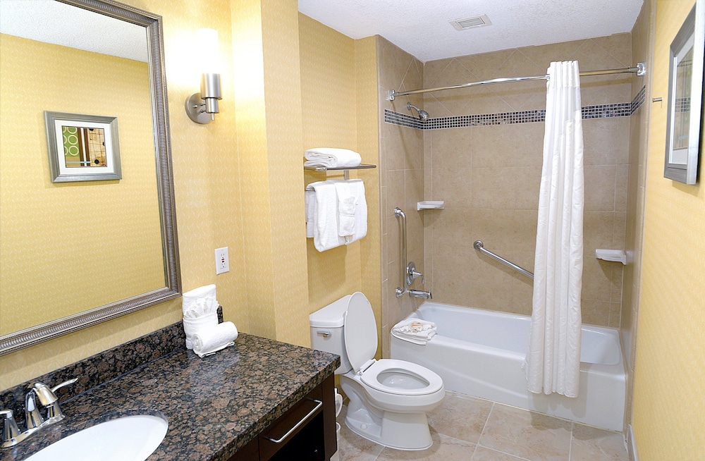 Suite, Multiple Beds - Photo 6