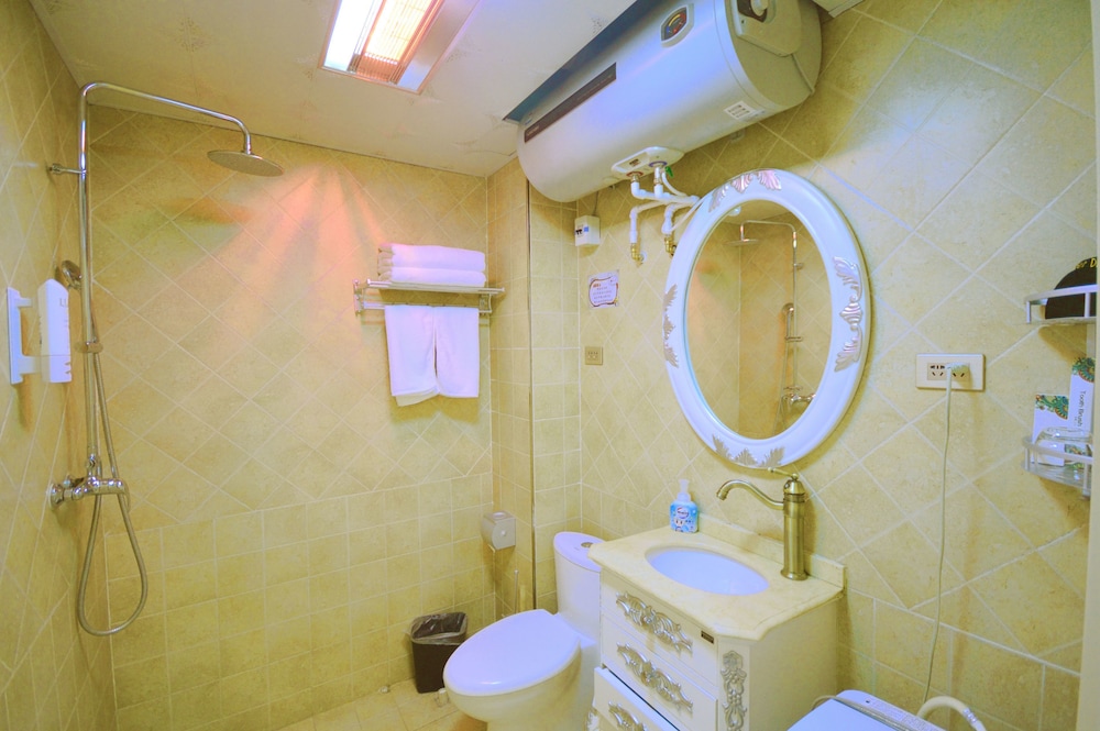 Deluxe Suite photo 2