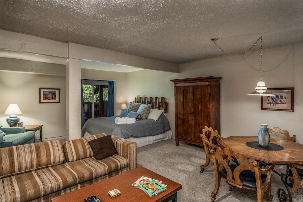 Condo, Multiple Beds, Hot Tub, Mountain View (#A7 - No Pets) photo 2