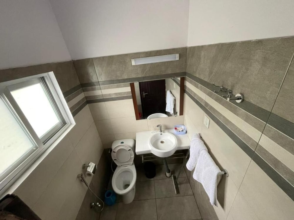 Deluxe Double Room - Photo 22