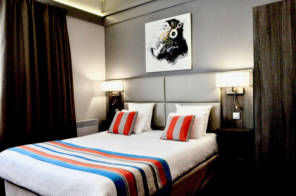 Standard Room, Multiple Beds - Photo 2