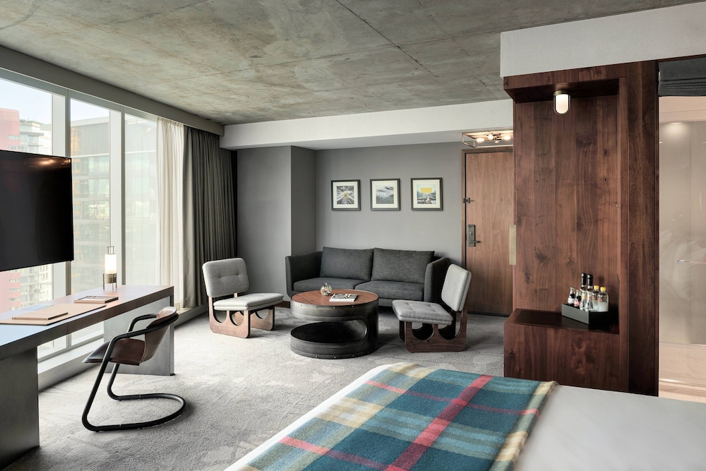 Junior Suite, 1 King Bed