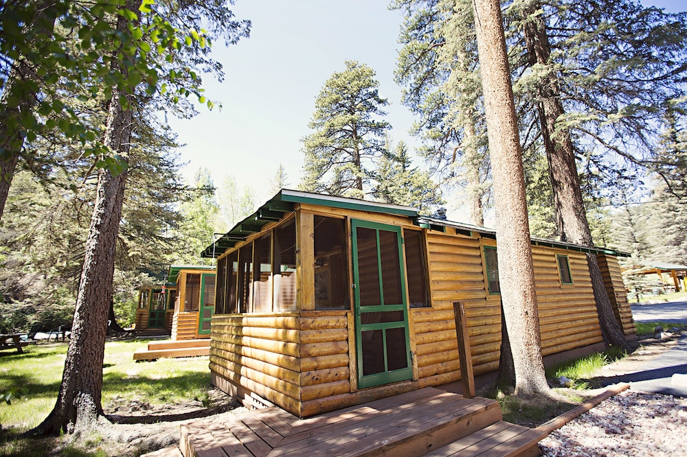 Traditional Cabin, River View