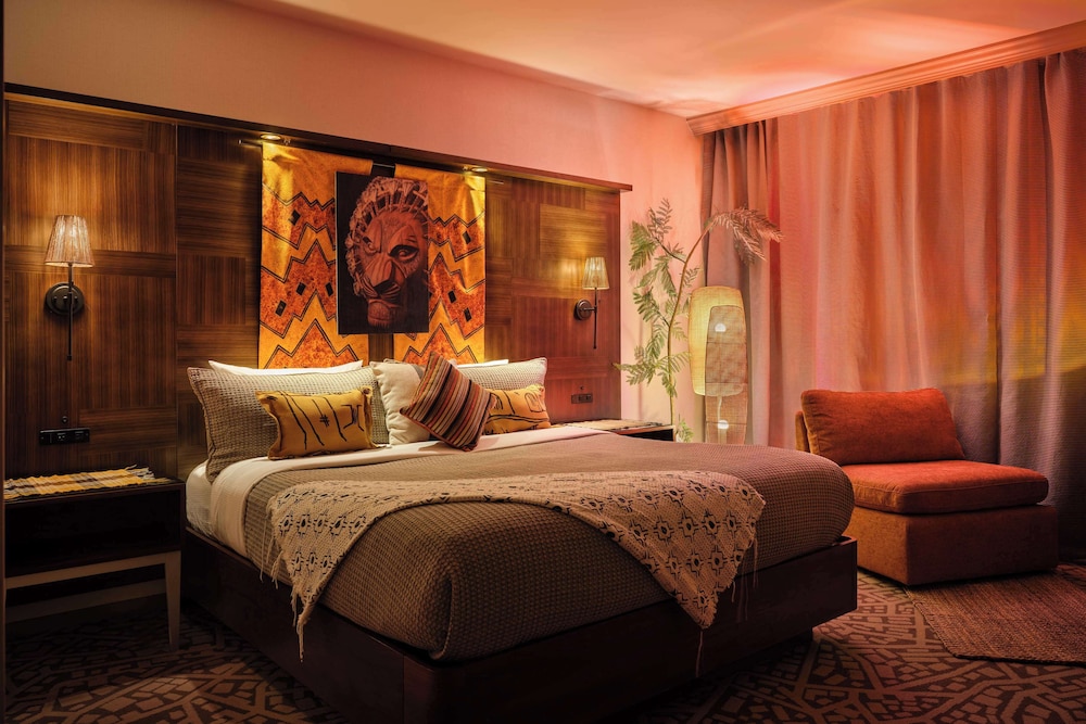 Premium Room, 1 Bedroom, Accessible (Mobility & Hearing, Roll-in Shower)