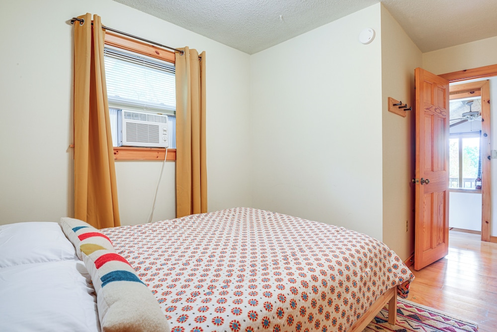 House (4 Bedrooms) photo 2