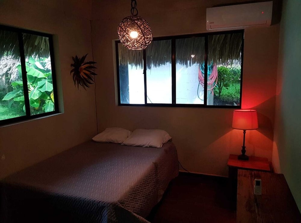 Bungalow photo 1