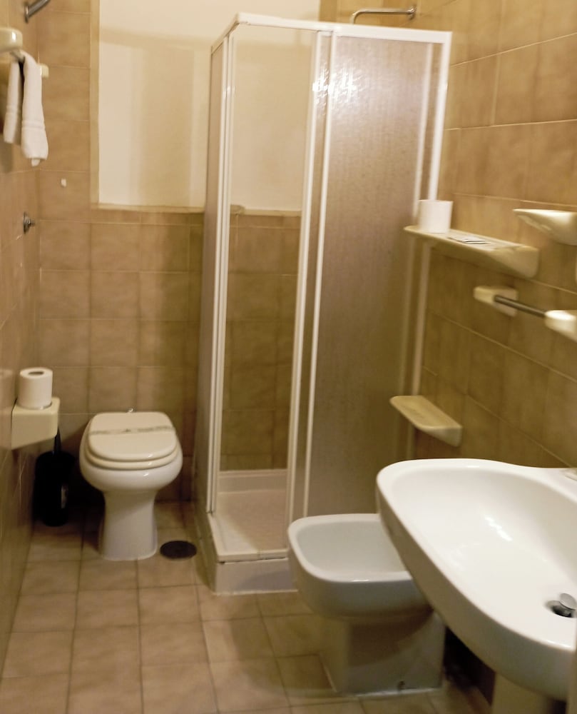 Standard Double Room, Hill View - Photo 5