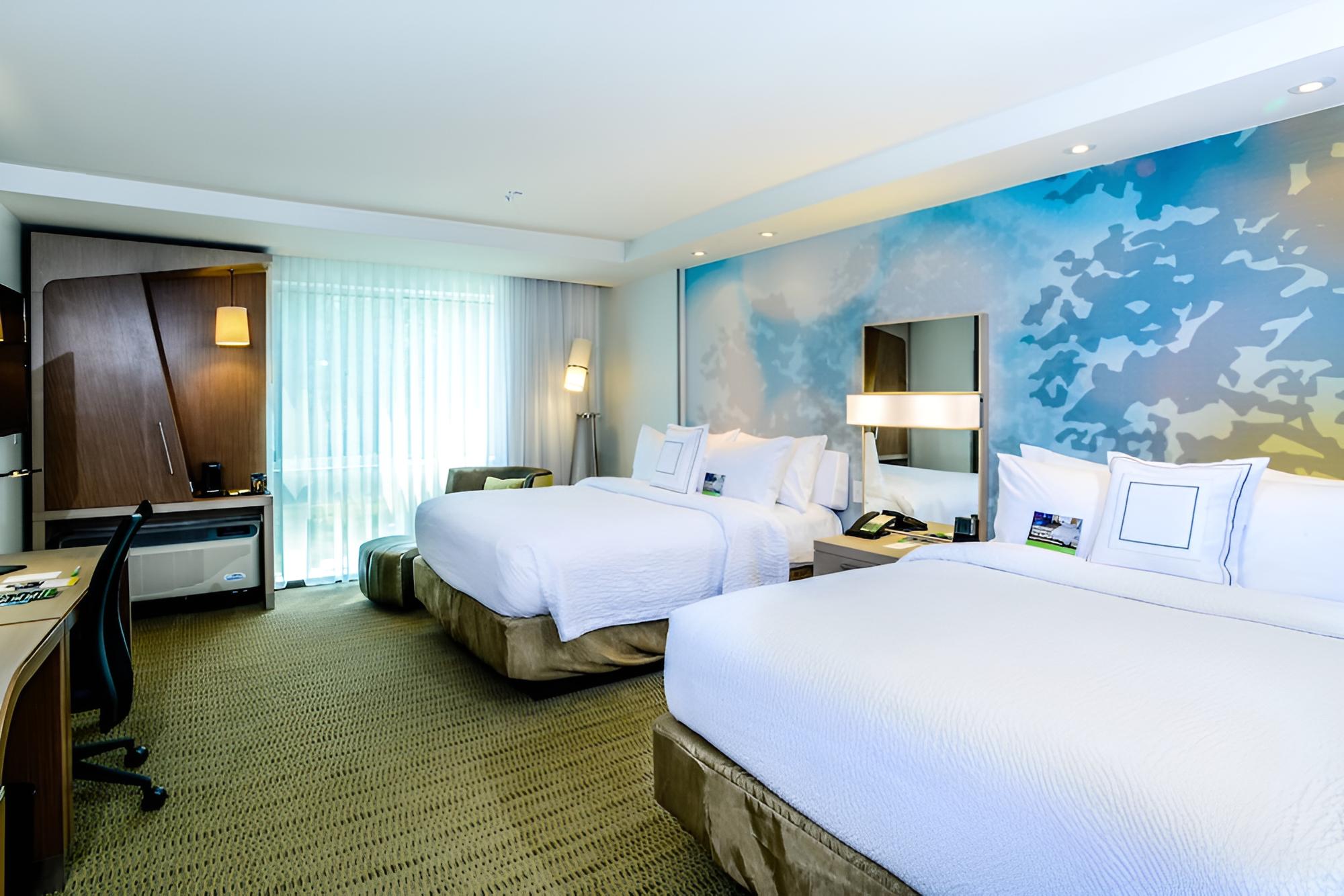 Room, 2 Queen Beds photo 1