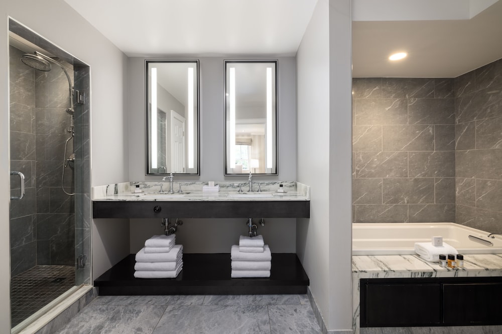 Premier Suite, 2 Bedrooms (Orvis Inn, King) - Photo 6