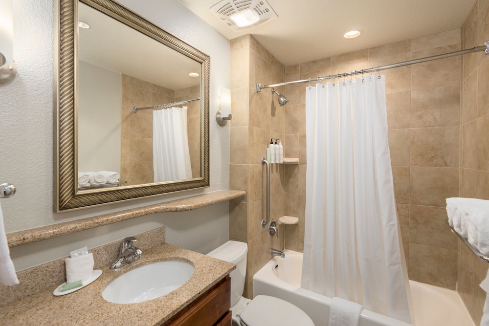 Suite, Multiple Beds - Photo 6