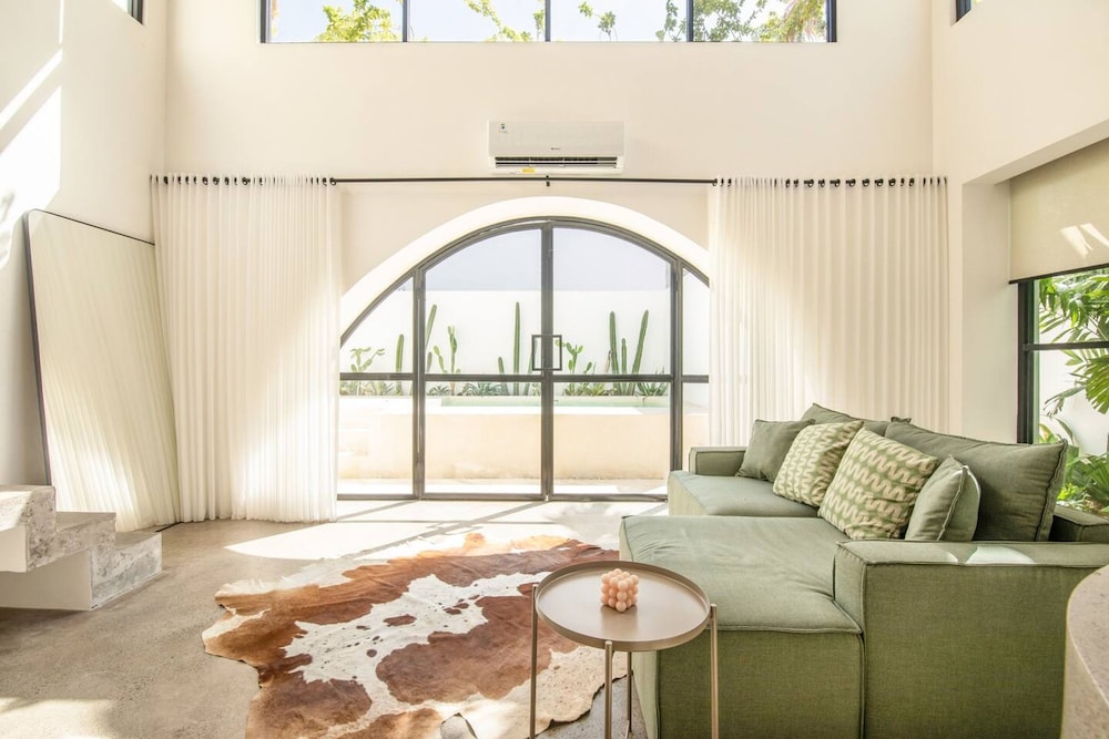 Villa photo 3