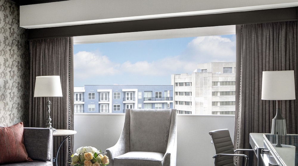Executive Suite (Premium) - Photo 6