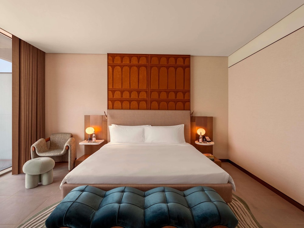 Collection Sea View Room