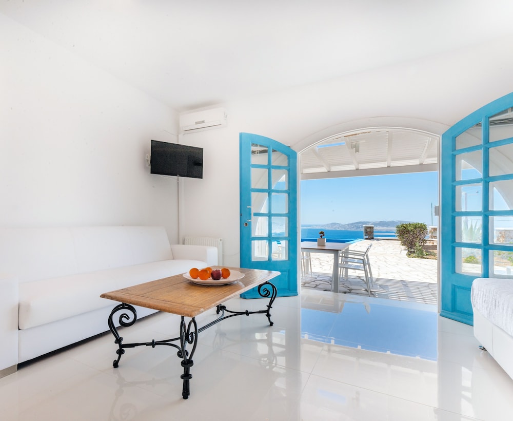 Superior Apartment, Sea View photo 1