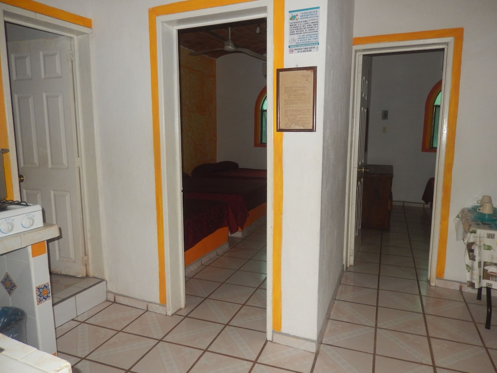 Family Bungalow, 2 Bedrooms, Kitchenette, Pool View photo 3