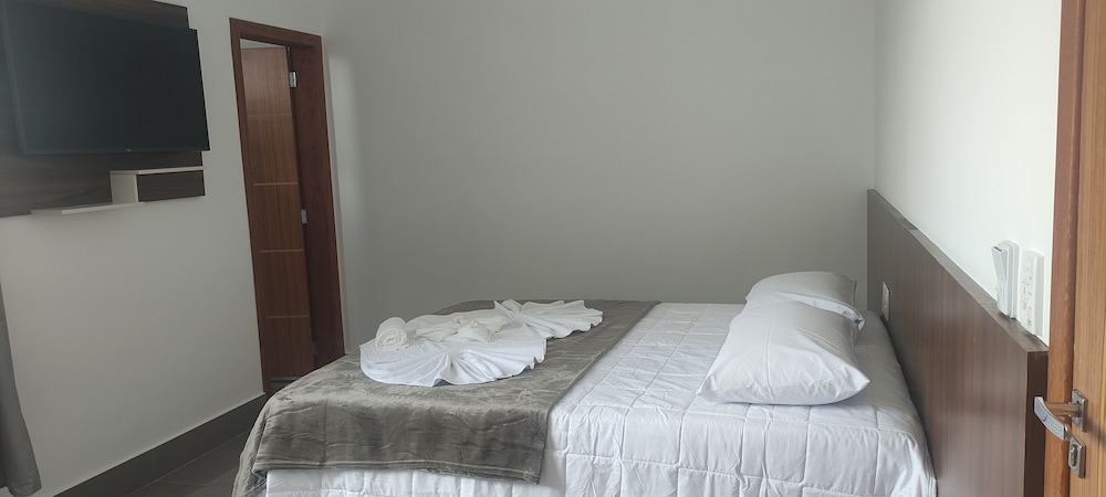 Deluxe Room - Photo 4