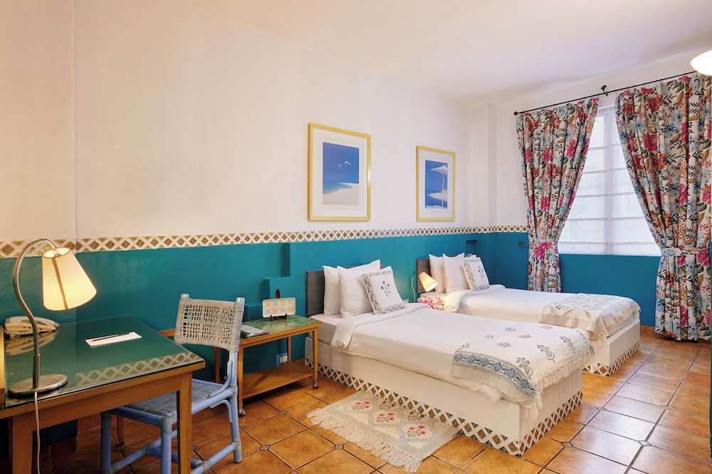 Boutique Room - Photo 8